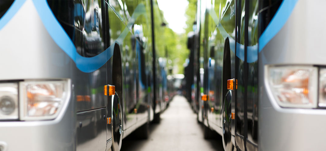 A l'heure du changement climatique, des municipalités comme Châteauroux et Alfortville réinventent la mobilité en ville.