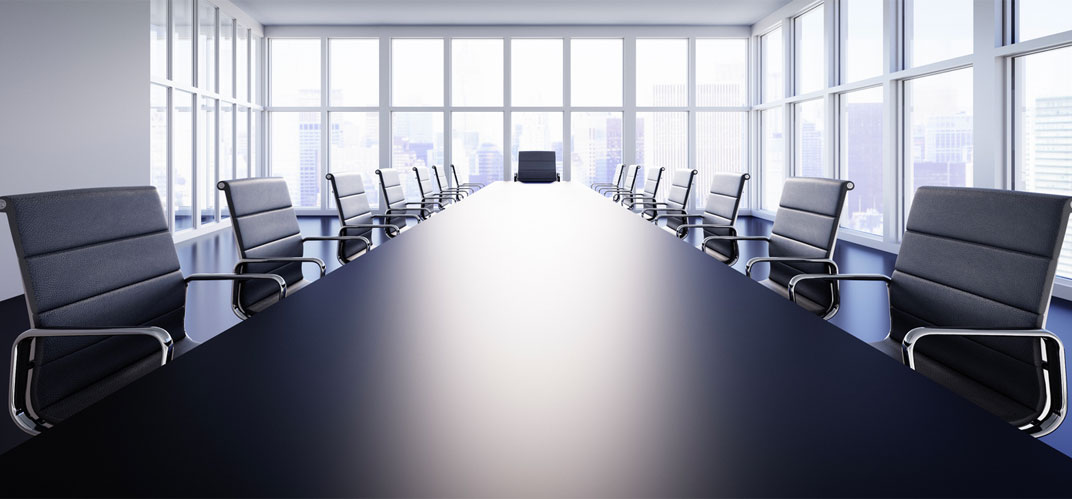 Visuel d'illustrations : salle de conférence de bureaux vides.