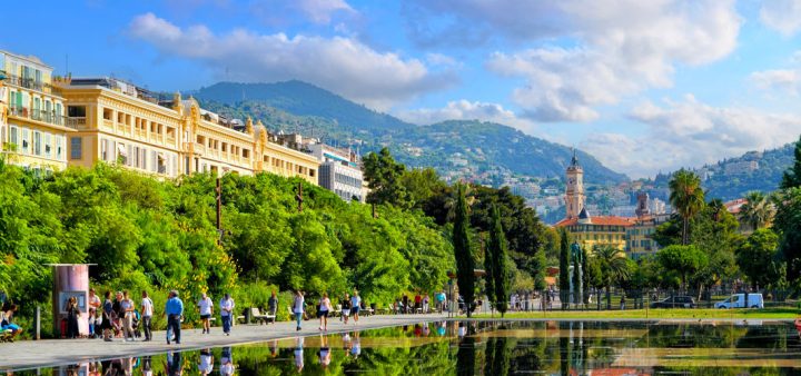 Ville et espaces naturels : pour mieux vivre en ville, il faut renouer avec le vivant. Trames végétales, cours d’eau, obscurité préservée : ces structures écologiques, invisibles mais essentielles, agissent directement sur le bien-être des citadins et de la ville elle-même.
